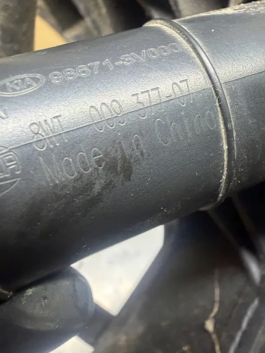 Hyundai i40 Ajovalopesuri OEM 98671-3V000 Vasen Etu image 6