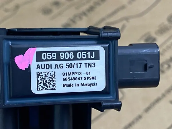 Painesensori VW Touareg 3 III 059906051J image 3