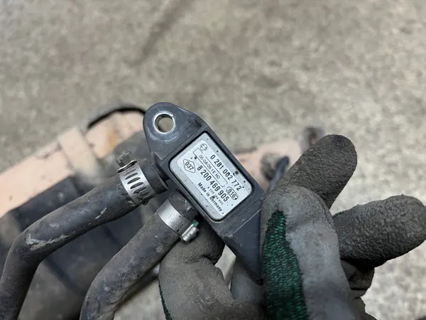 DPF Temperatur-Drucksensor OEM 8200487535 image 6
