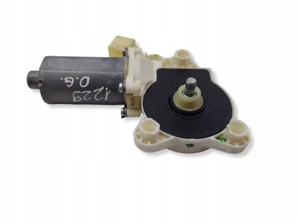 Mercedes-Benz CLS Heckscheibenheber rechts OEM A2198200642 image 4