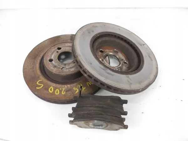 Discos e pastilhas OEM GWG para Toyota Avensis image 2