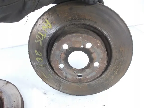 Discos e pastilhas OEM GWG para Toyota Avensis image 5