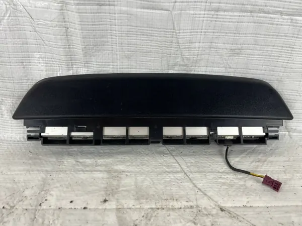 BMW Derde Remlicht OEM 7360527 voor 5 Serie image 2