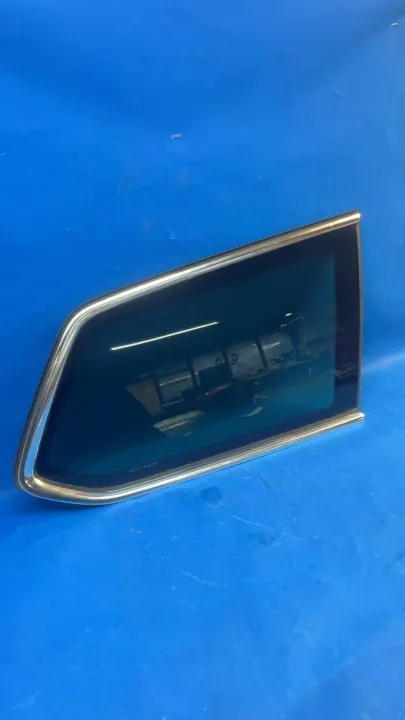 Vidrio Carrocería Izquierdo OEM 3G9845298 CH VW Passat B8 image 3