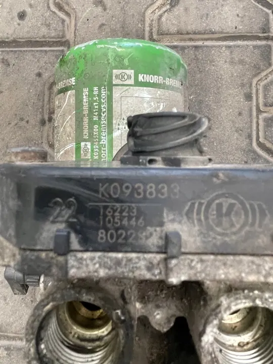DAF CF75 2006-2013 Luchtdrogerklep OEM 105446 image 4