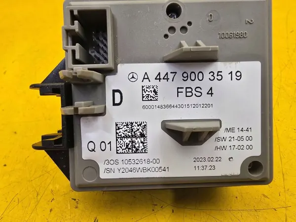 Mercedes Clase V Familiar OEM A4479003519 image 7