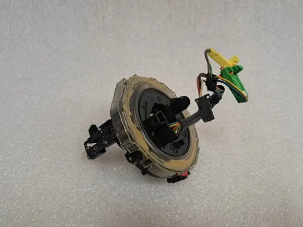 Mercedes W221 Lenkradspule OEM A1714640918 image 2