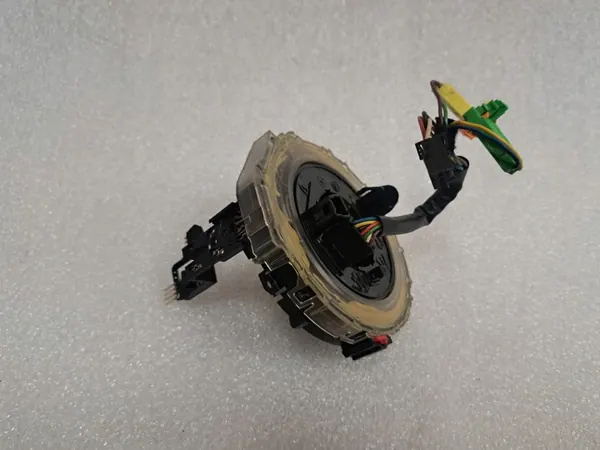 Mercedes W221 Lenkradspule OEM A1714640918 image 3
