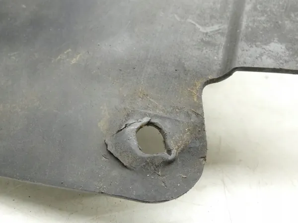Vasen etulokasuoja OEM 8J0821191E Audi TT 8J:lle image 5