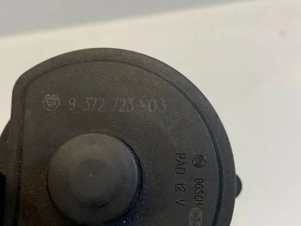 BMW OE Vesipumppu OEM 9372723 5-sarja G30/G31 image 3