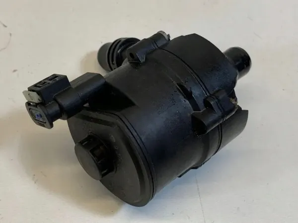 BMW OE Vesipumppu OEM 9372723 5-sarja G30/G31 image 4