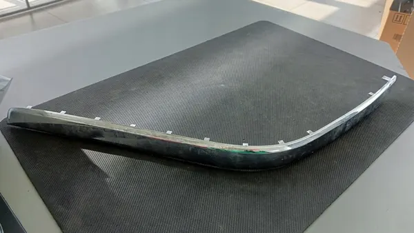 MERCEDES BENZ GLK-KL X204 Rivestimento Paraurti Destro A2048852021 image 3