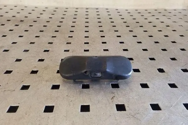 Windshield Washer SKODA YETI (5L) Front 5M0955985C image 2