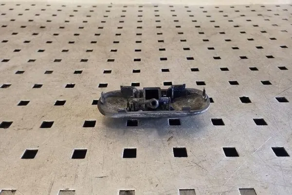 Windshield Washer SKODA YETI (5L) Front 5M0955985C image 3