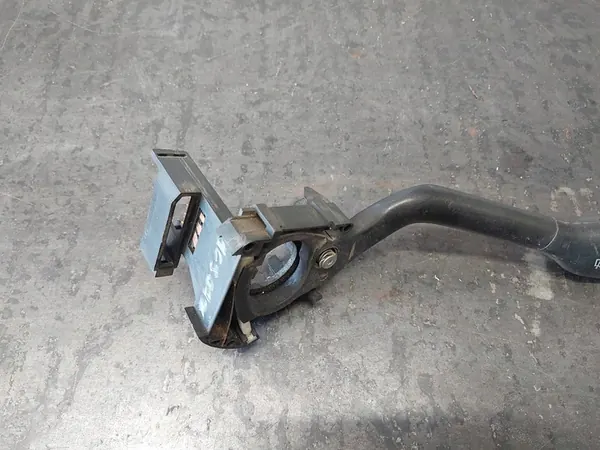 Ruitenwisser Schakelaar Volkswagen T4 image 5