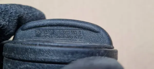 Audi A6 C8 polttoainesäiliön korkki OEM 5WA201553G - Käytetty image 8