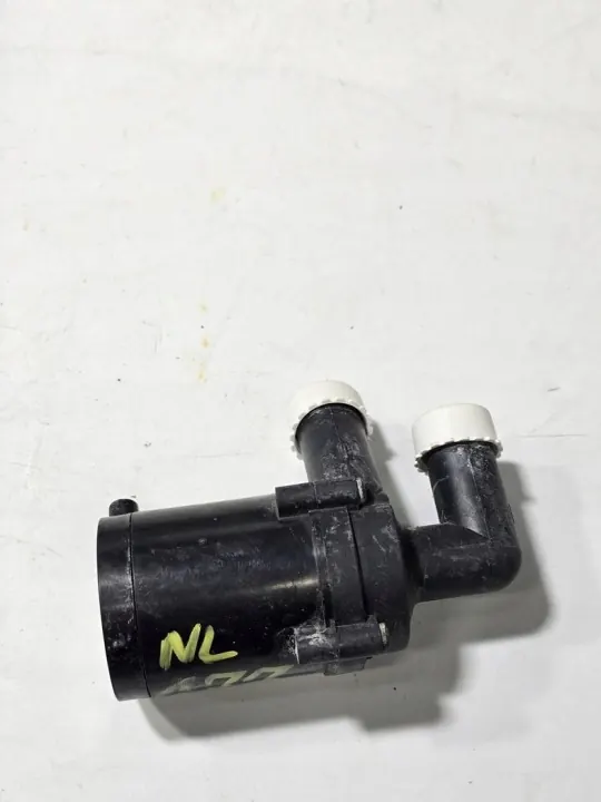 BMW Vattenpump OEM 9019504A för G30 G31 G38 image 2