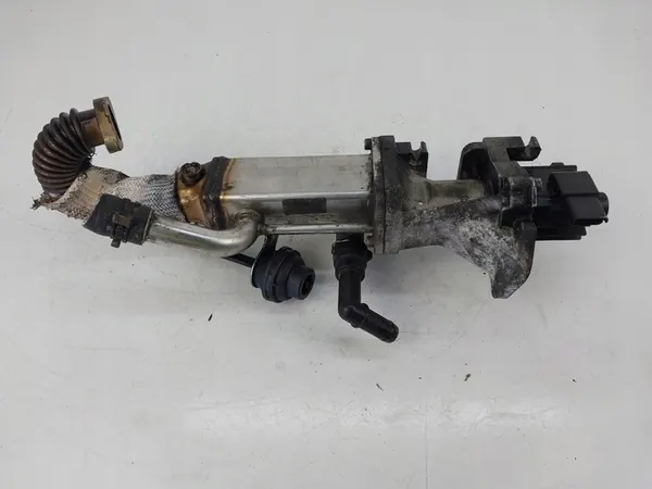 Válvula EGR Enfriador de Escape Mitsubishi Outlander II 2.2 DI-D image 4