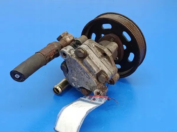 VW Bora I 2.0 8V AQY Pompe Direction KYB OEM C-511306 image 3