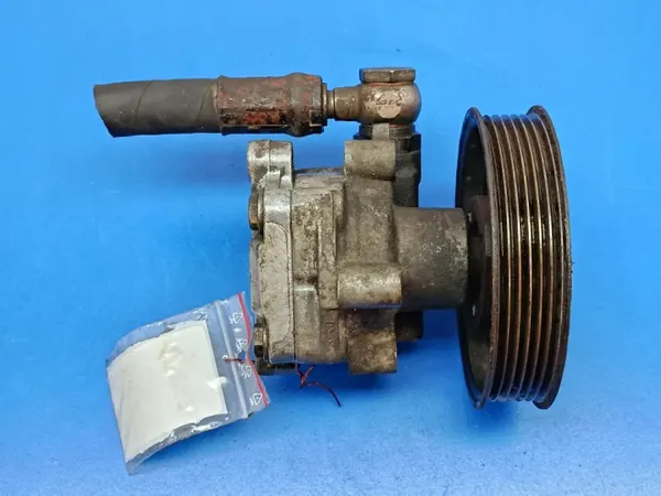 VW Bora I 2.0 8V AQY Pompe Direction KYB OEM C-511306 image 4