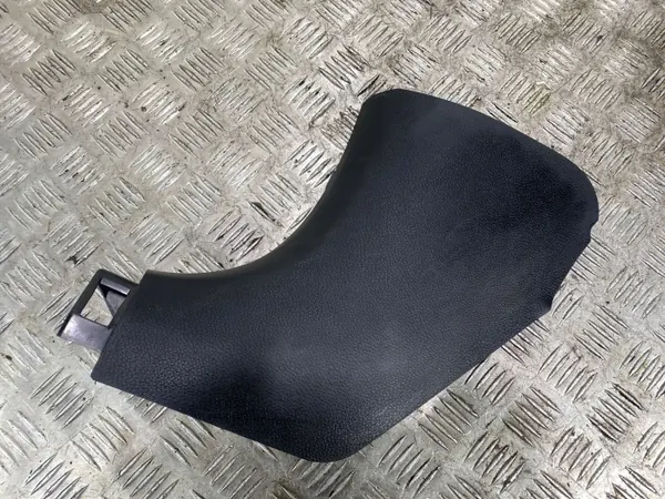 Protège-bas de porte avant Kia Stonic OEM FBZ18103 image 3