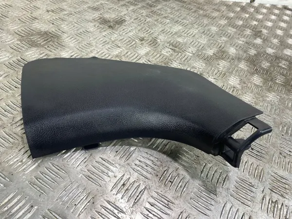 Protège-bas de porte avant Kia Stonic OEM FBZ18103 image 4