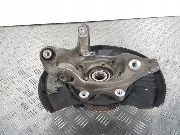 Mercedes-Benz GLK (X204) 2015 Bakre Hjulnav image 6