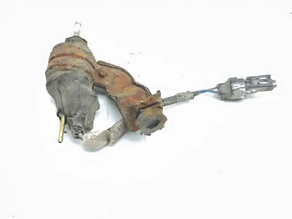 Pompe à carburant Lexus IS 220D-250-350 2007 OEM AMD171103 image 5