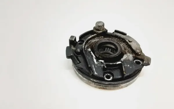 Oljepump OEM 30637377 för Volvo 2.4 D5 D5244T image 2