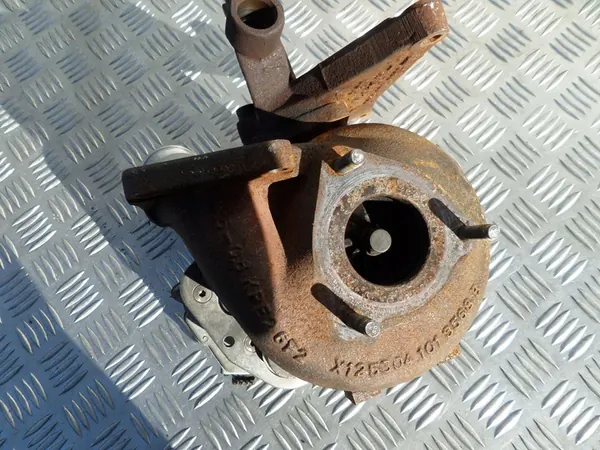 Turbo Audi Q7 4L 3.0 TDI 059145715F image 6