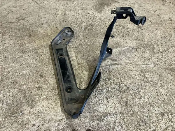 Panneau de montage de radiateur Porsche Cayman 987 2006 OEM image 3