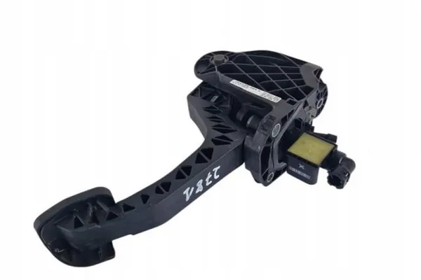 Kupplungspedal VW PASSAT B6 1.9L Diesel image 8