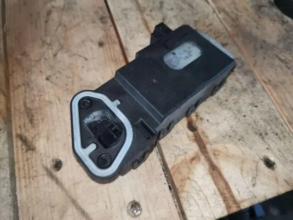 Tankdeckel mit Schloss OEM 30716754 für Volvo V50 image 2