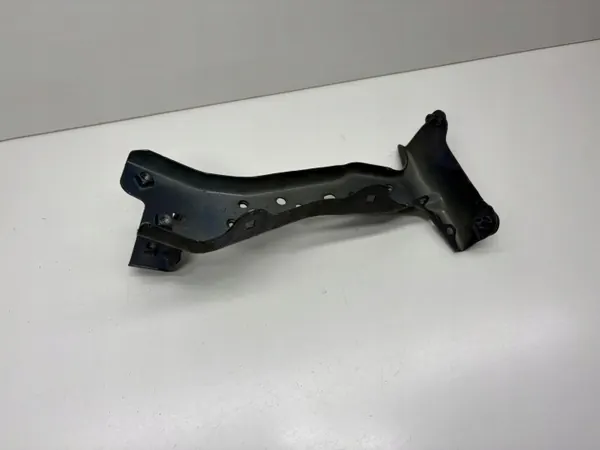 Support de garde-boue Audi A3 S3 8V droit avant OEM 8V0821167A image 5