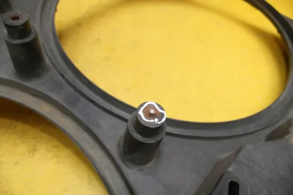 Lüftergehäuserahmen OEM 7D0121207 für VW T4 image 7