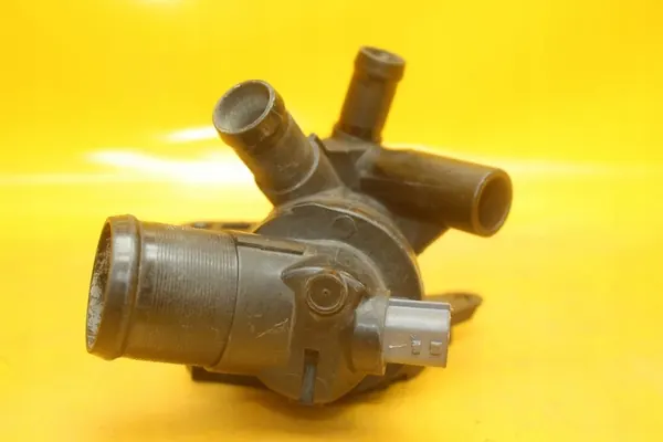 Carcasa de termostato Renault Megane V GT Nissan 1.2 TCE image 4