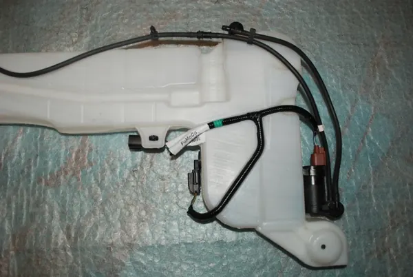 Scheibenwaschbehälter Ford Explorer MK6 2020 OEM LB5B-17B613 image 3