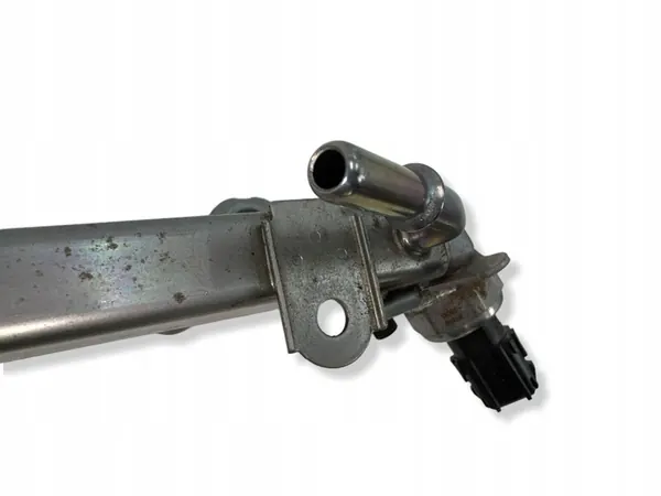 Brandstofrail C-HR I UX 2.0 Hybride met sensor 89458-33041 image 9