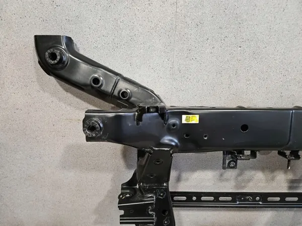 Etujarrupalat OEM 62401CV000 KIA EV6:lle image 6