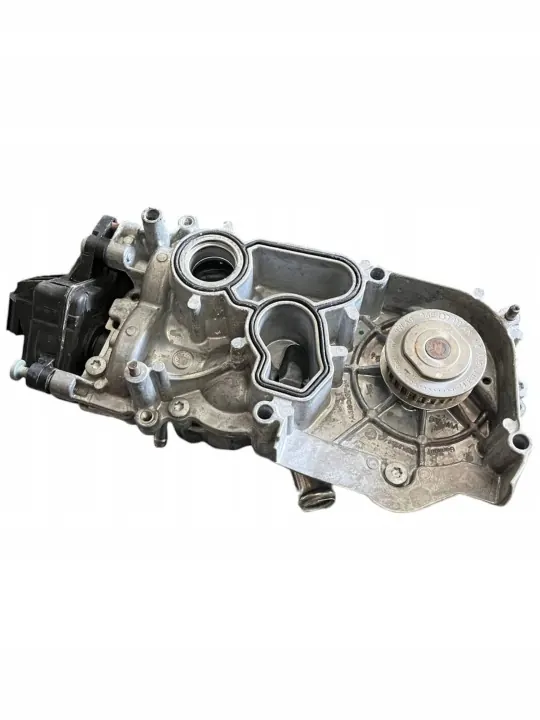 Vesipumppu OEM 05E121117K VW Golf VII:lle image 4