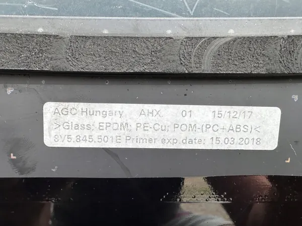 Audi A3 8V 8Y5 Sedan Achterruit OEM 8V5845501E image 6