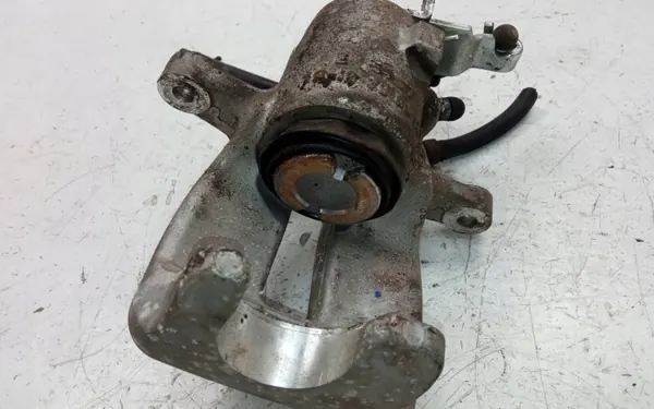 Jarrusatula oikea taka ALVW-000 Volkswagen Touranille image 3