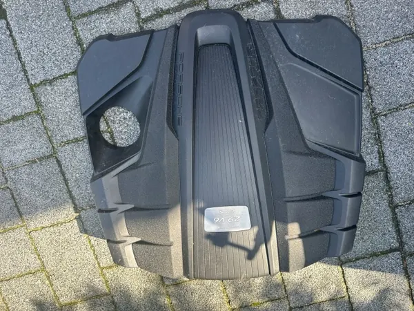 Tampa motor Porsche OEM 95B103925Q para Macan image 2