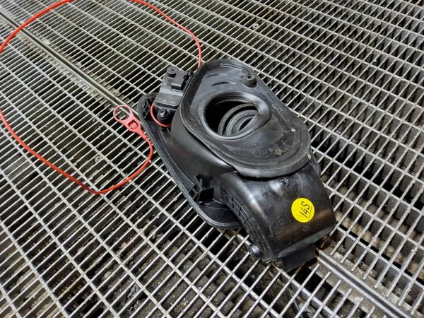 Tankklappe OEM 8J0010508AM für Audi A3 Cabrio image 8