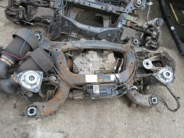 Bakaxelbalk OEM 6870L0L för BMW X5 F15 image 2
