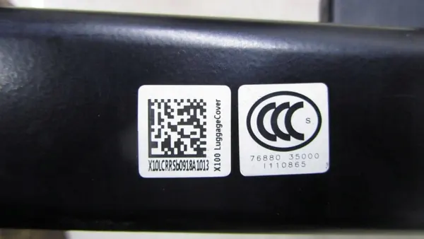 Persiana de maletero SsangYong Tivoli OEM GIS61488 image 4