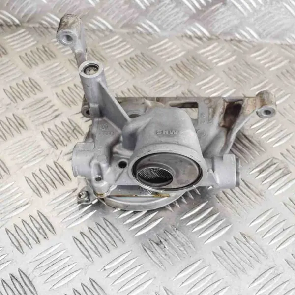 Pompe à huile d'occasion OEM 078115105078115142C Audi A6 image 2