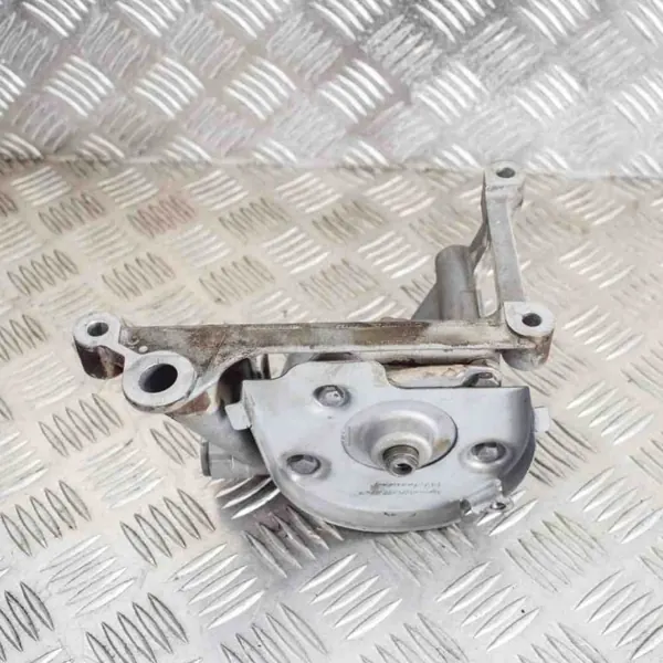 Pompe à huile d'occasion OEM 078115105078115142C Audi A6 image 4