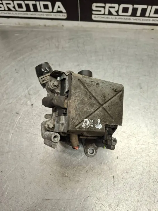 Calentador bloque motor Mercedes-Benz E W210 A2105460135 image 2