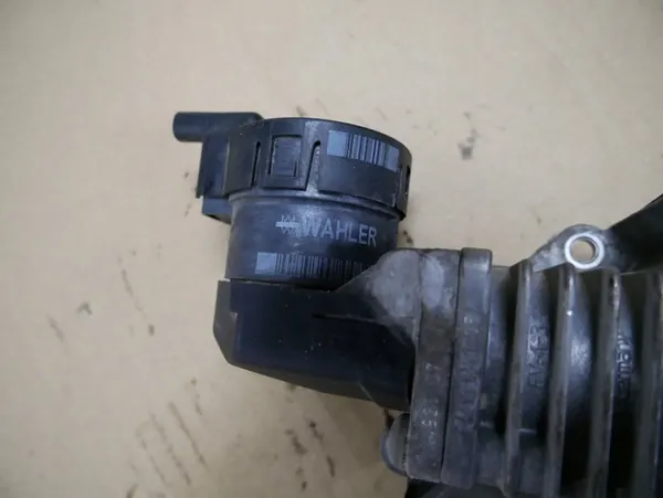 BMW E60 E61 E81 E82 E87 E90 E91 E92 E93 N43 Válvula AGR 7563241 image 5